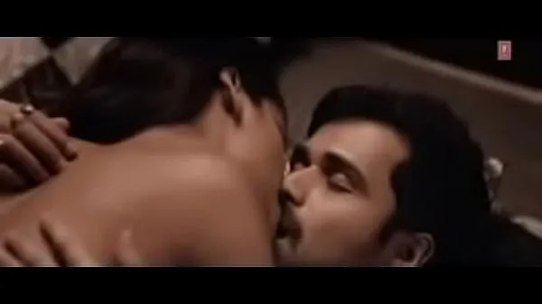 뜨거운 Esha Gupta kiss sex scene with Emraan Hashmi 따뜻한 영화
