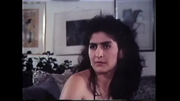 Hotte A DEEP BUNDA - PORNOCHANCHADA 1984 varme film