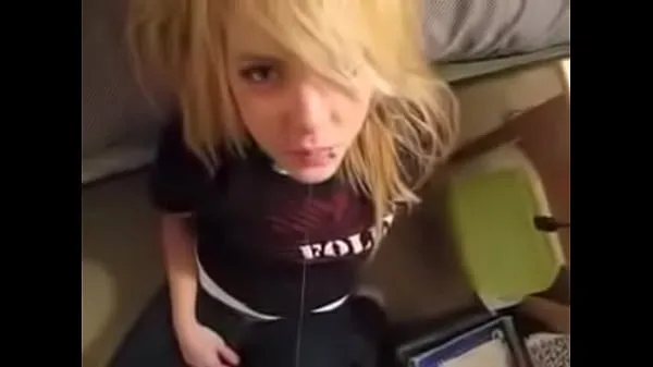 Kuumia Emo Teen Just Wants Boyfriends Boner free sex video - DonkParty lämpimiä elokuvia