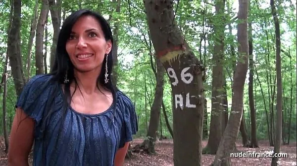 Nóng Georgous amateur exhib milf gets rendez vous in a wood before anal sex at home Phim ấm áp