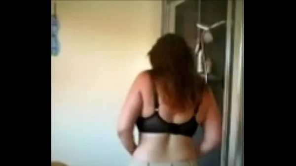 Nóng british pawg strips and takes a shower part 1 Phim ấm áp