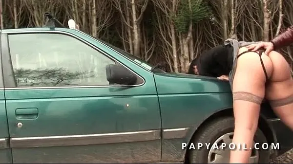 Menő Grandpa fucks a fat slut with a friend who sodomizes her on the car meleg filmek