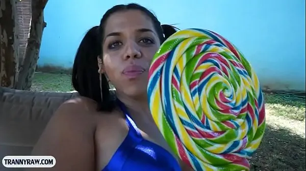 Film caldi Grande culo trans dal sesso anale all'aperto in Brasile e pisciarecaldi