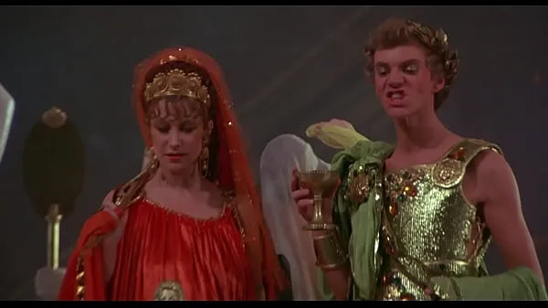 ภาพยนตร์ยอดนิยม Caligula Hot Scene HD เรื่องอบอุ่น
