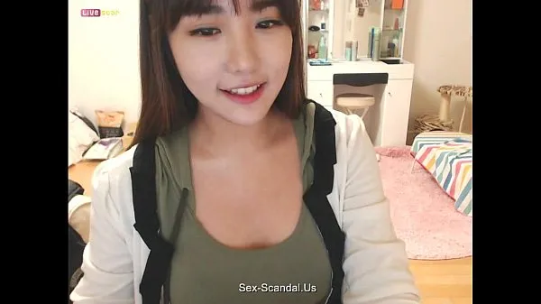Pretty korean girl recording on camera 3 Film hangat yang hangat