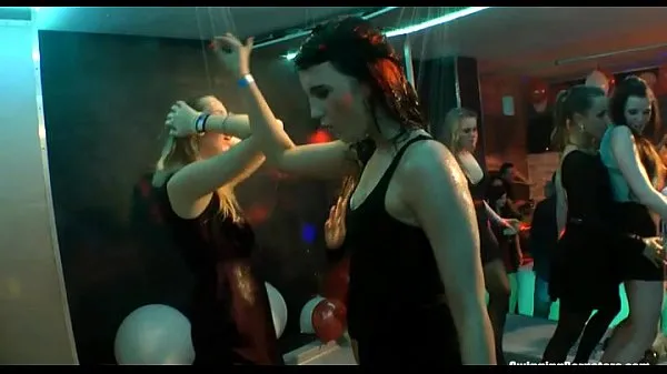 Vroči Reckless and gutsy club partying topli filmi