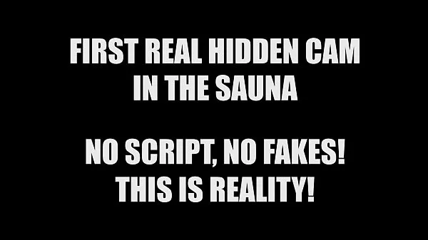 Vroči Voyeur Sauna Spy Cam Caught Girls in Public Sauna topli filmi