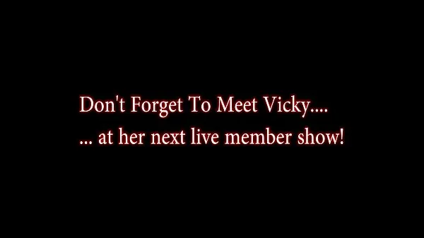 گرم HUGE Cumshot on Vicky Vette's Face - Santa Drops a Load گرم فلمیں