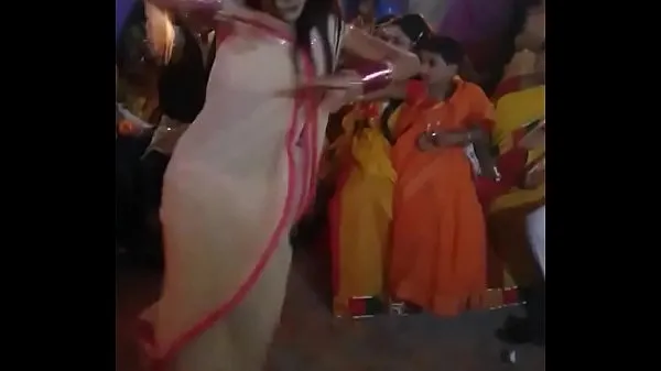 Hot Mou Sexy Dance on Wedding. Village Shelaidaha - Rabindranath Tagore Kuthibari warm Movies