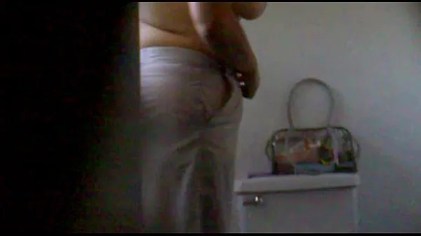 Hot mother-in-law spied on in bathroom very busty and great body of 43 years warm Movies