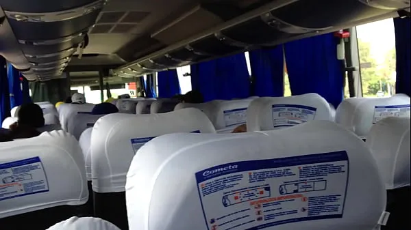 Public bus wank - Getting naked and Film hangat yang hangat