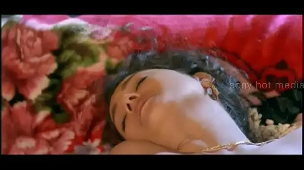 गर्म Hot Romantic Scenes from Dear Sneha Movie - Sony Hot Media गर्म फिल्में