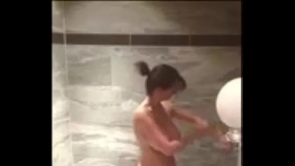 Menő Miranda's post workout (secret) shower cam meleg filmek