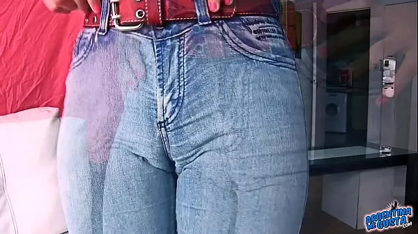 热Cameltoe Jeans Perfect Body Latina! Ass, Tits, Pussy! Amazing温暖的电影