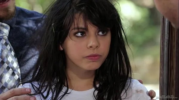 Populárne Wild Teen From The Woods - Gina Valentina horúce filmy
