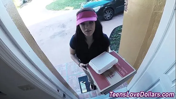 Hot Real pizza delivery teen fucked and jizz faced for tip in hd warm Movies