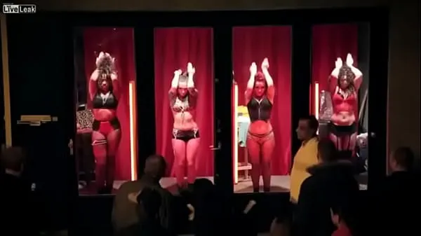뜨거운 Redlight Amsterdam - De Wallen - Prostitutes Sexy Girls 따뜻한 영화