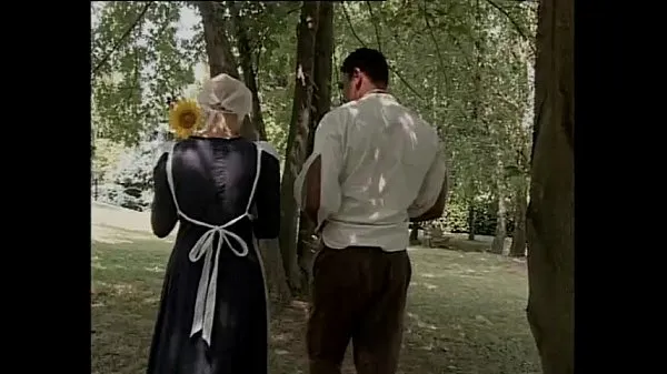 Žhavé Black pounce on a white servant for fuck with žhavé filmy
