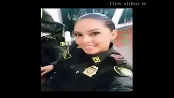 热Horny Latinas Police Girls温暖的电影