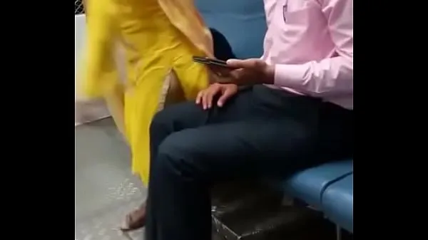 Hot indian mumbai local train girl kissed her boyfriend warm Movies