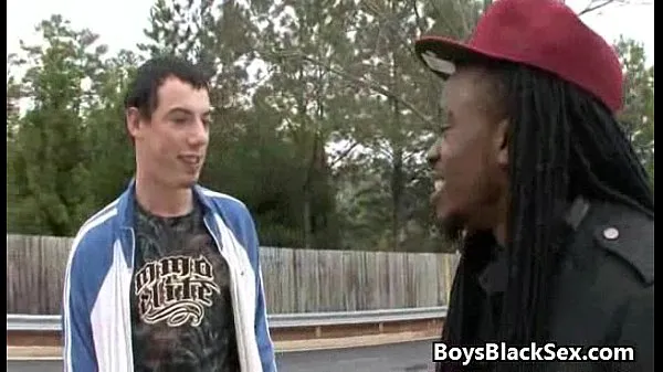 Vroči Blacks On Boys - Bareback Black Guy Fuck White Twink Gay Boy 04 topli filmi