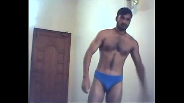 indian builder shows full nude body Film hangat yang hangat