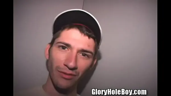Žhavé Anthony Boy Sucking Gloryhole Cocks žhavé filmy