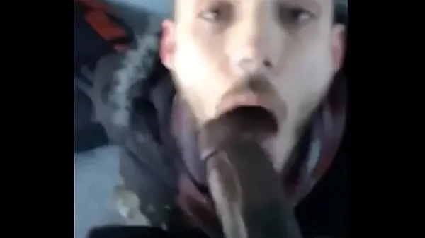 Hot White guy sucking a big fat black cock outside warm Movies