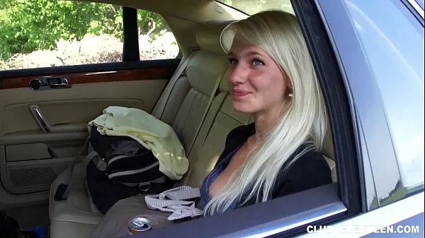 Hete Hot blonde teen gives BJ for a ride home warme films