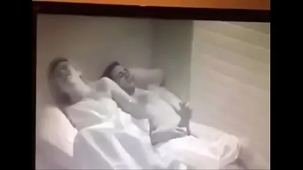 Menő Alan from Bachelor Party shows off his hard cock meleg filmek