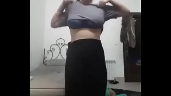 Vroči Indian Girl Removing Clothes On Webcam topli filmi