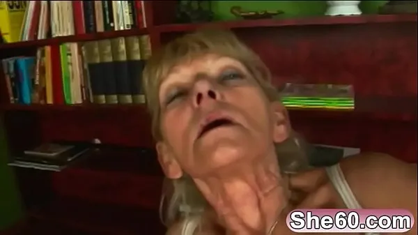 Hete Blonde granny Inci gets fucked by her y. lover Libor warme films