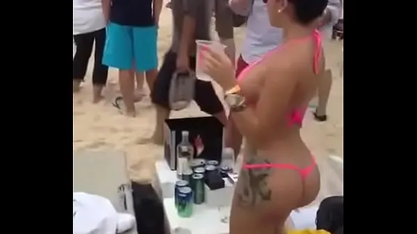 Καυτές Nalgona warming up cocks on the beach ζεστές ταινίες