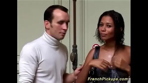 Hotte black french babe picked up for anal sex varme film