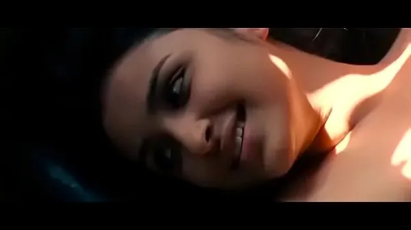 Sıcak Parineeti Chopra HOT sex Scene Ishaqzaade Sıcak Filmler