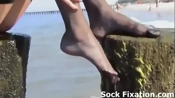Hotte You cant get enough of my feet in these sexy socks varme film