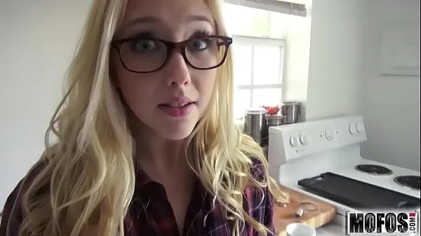 Quente Vídeo amador loira espionada pela webcam estrelando Samantha Rone Filmes quentes