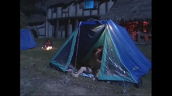 Kuumia Sex orgy at the campsite lämpimiä elokuvia