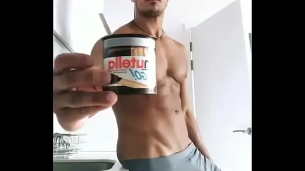 Quente Want Nutella??? Hmm. What a roll Filmes quentes