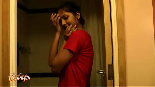 Heiße Super hot indian babe divya in dusche - indian pornowarme Filme