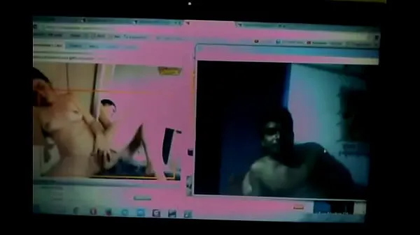 Hotte Deshi couple showing boobs on Facebook video chat varme film