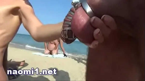 Heiße pisse und multi cum auf einem swinger beach cap d'agdewarme Filme