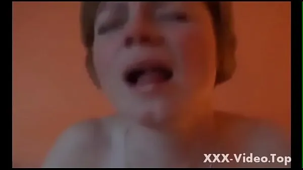 ホットな エルザは彼女の居間で男の子とセックスします（xxx-video.top） 温かい映画