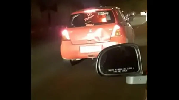 desi sex in moving car in India Filem hangat panas