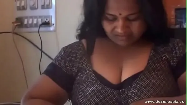 Hot desimasala.co - Big Boob Aunty Bathing and Showing Huge Wet Melons warm Movies