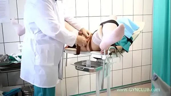 Menő teen girl on a gynecological chair. full inspection! (34 meleg filmek