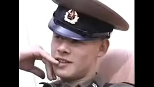 ホットな ロシアの兵士バージョンVHSミリタリーゾーンScene8スタジオAMRビデオゲイポルノビデオセックスムービー 温かい映画