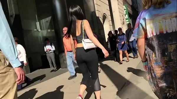 Hete Asian Baddie - perfect ass in leggings warme films