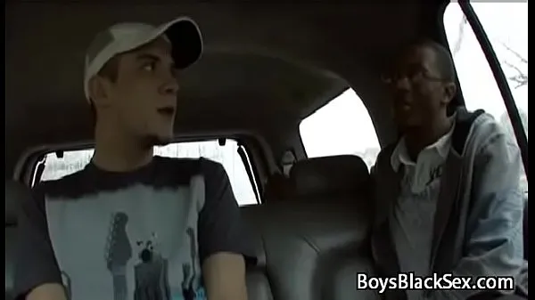 Películas calientes Black Gay Muscular Man Seduces Teen White BOy For A Good Fuck 10 cálidas