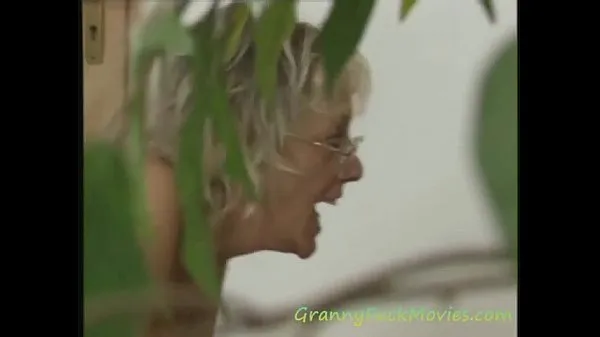 Big tit granny threesome Filem hangat panas